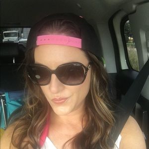 Meet your Posher, Emilyanne